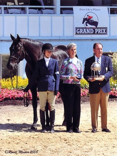 Laura Ware and Parker Winner Handy Large Junior Hunters 16-17 2008 Devon Horse Show Photo Randi Muster