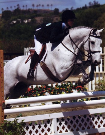 Tina Dilandri and Coal Creek owned by Amy Brubaker Large Junior Hunters 2007 Del Mar National