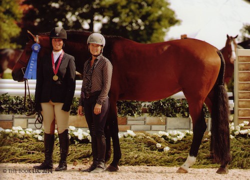 Meredith Mateo and Maximus Winner Adult Hunter 18-35 2014 Capital Challenge Photo by The Book LLC