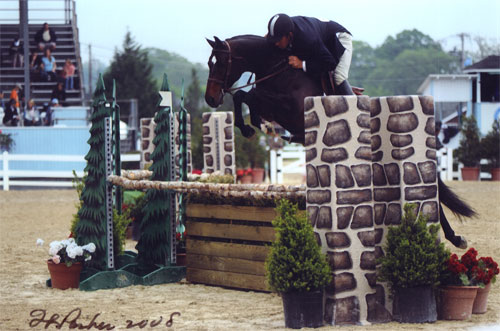 Archie Cox and Smitten 2008 Devon Horse Show Photo JL Parker