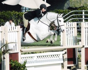 Nicole Kim and Rodeyo Qualified in 2004 for Penn National Washington International and Metropolitan National Large Jr Hunters 16-17 Blenheim Photo by JumpShot