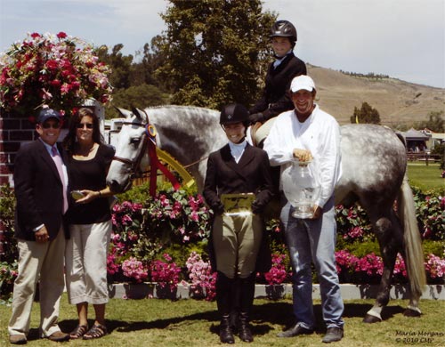 Cruise owned by Jessica Singer Champion Small Junior 15 & Under 2010 Junior Hunter Finals Photo Captured Moment