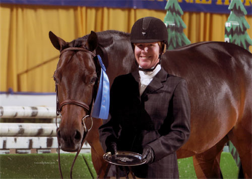 Elizabeth Solter and Stay Tuned owned by Emma Gerber Second Year Green Hunter 2012 Pennsylvania National Photo Al Cook