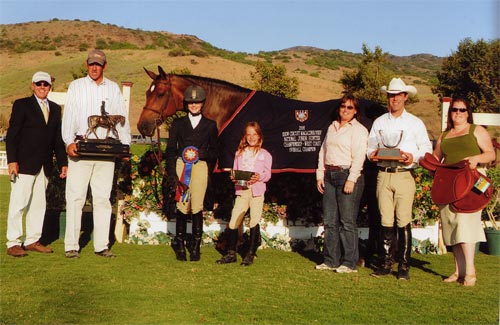 Harmony owned by Old Oak Farm Grand Champion 2006 Junior Hunter Finals Photo JumpShot