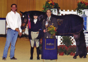 My Cap owned by Archie Cox Regular Conformation Hunter 2007 Pennsylvania National Photo Randi Muster