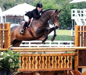 Ashley Pryde and Truly Champion Amateur Owner Hunter Winner Amateur Owner Hunter Classic 2011 Showpark Ranch and Coast Photo Captured Moment