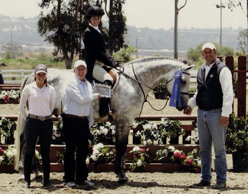 Jessica Singer and Cruise Winner Childrens Hunter Classic 2010 Showpark Photo Horse in Sport