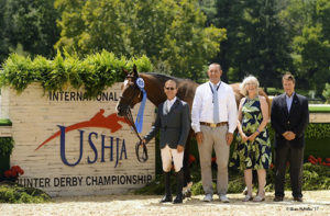 John French and Laura Wassermans Skyhawk Winners of the 2017 USHJA International Hunter Derby Championship Lexington KY Photo McMillen