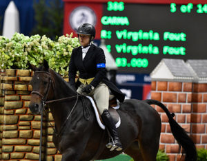 Virginia Fout and Carma 2016 Washington International Amateur Owner Hunter 3'3" Champion