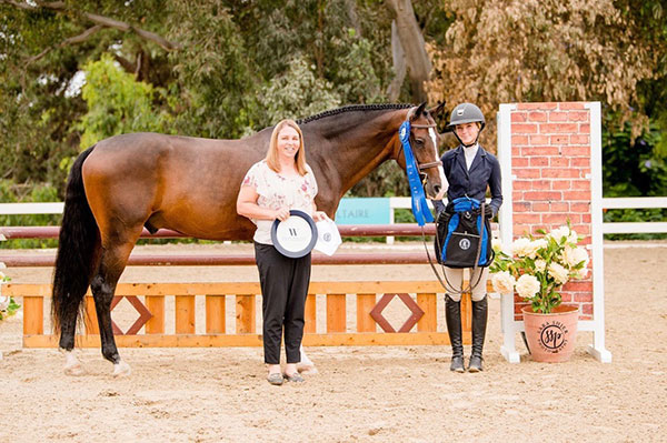 Brooke Morin and Sloan Lindemann Barnett's Spectacular Champion Large Junior Hunter, 15 & Under 2017 Huntington Beach Photo by Sarah Shier Photography