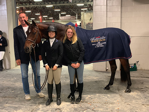 Stella Wasserman and Boss 2018–2019 Pennsylvania National Small junior Hunter Champion 15 and Under