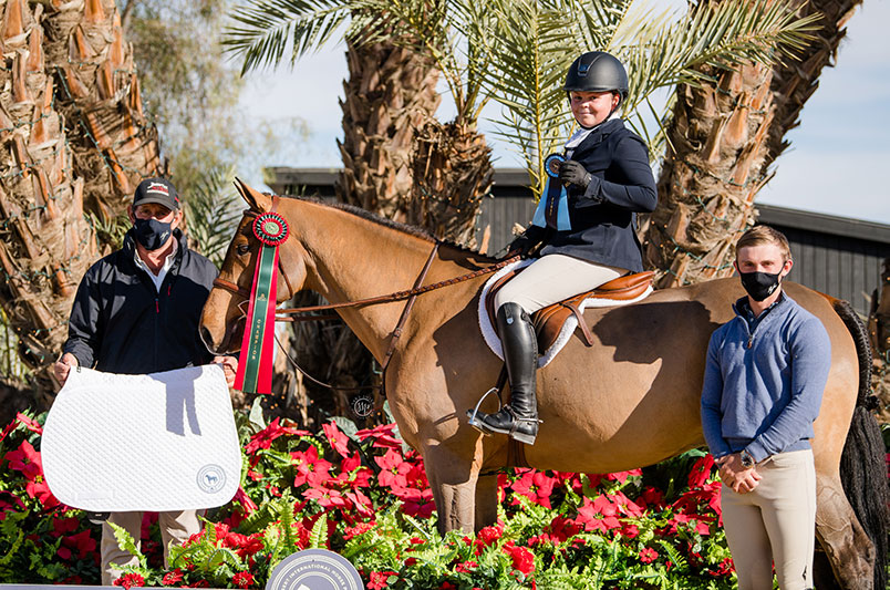 Violet Tatum and Valedictorian Champion Jr Hunters 3'6" 15 & U 2020 Desert Holiday Photo by Sara Shier