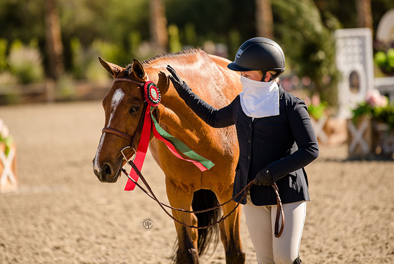 Violet Tatum and Valedictorian Jr Hunters 3'6" 15 & U 2020 Desert Holiday Photo by Sara Shier