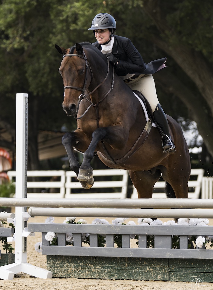 Jessica Singer and Lander Hunt & Go Derby 2023 Flintridge Autumn Classic Photo by Lindsey Long Equine Photography