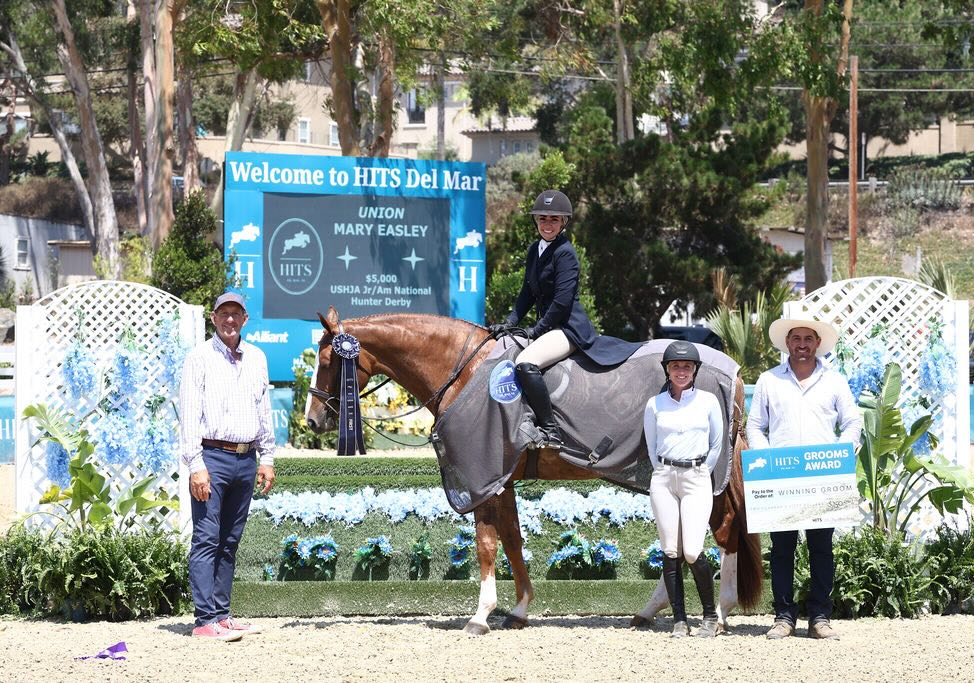 Mary Easley and Union Winner $5,000 USHJA Jr/Am National Hunter Derby 2025 HITS Del Mar Summer
