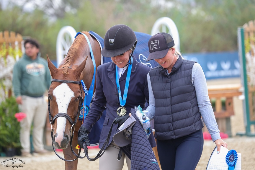 Mary Easley and Union Champion USHJA National Jr/Am Hunter Derby Champion Adult Amateur Hunter 18-35 3' both weeks Classic Winner Adult Amateur Hunter 18-35 3' both weeks The Oaks Summer 2025 Photo by Captured Moment