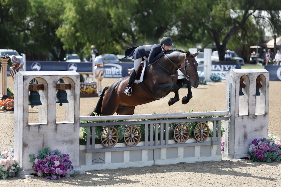 La Premiere and Karli Postel International Hunter Derby The Oaks Summer Tour 2025 Photo by Captured Moment